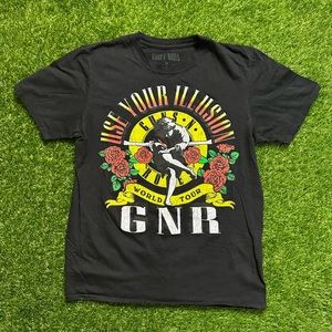Guns N Roses Use Your Illusion Vintage Tour Shirt Men’s Medium